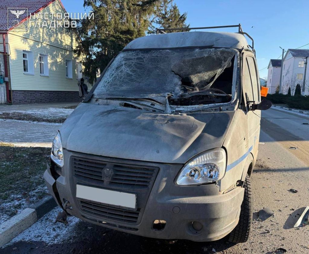 Дрон атаковал грузовик в Грайвороне: водитель получил ранения