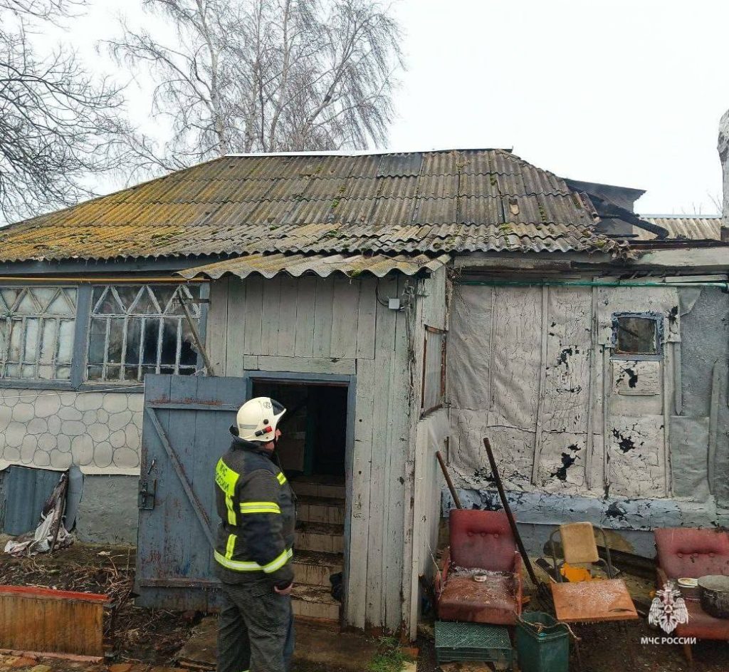 Пожар в жилом доме в селе Верхопенье