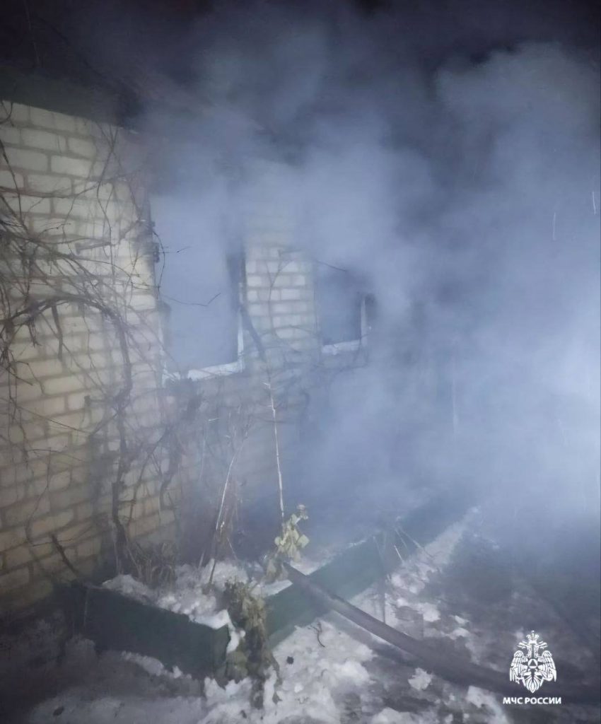 Пожар в летней кухне произошел в Красненском округе