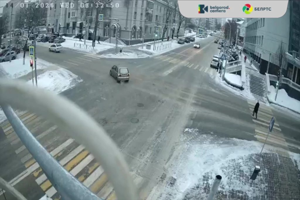 Столкновение на перекрёстке: Volkswagen не уступил дорогу Opel