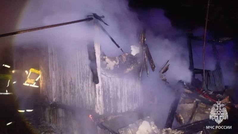 Трагедия в Верхнем Ольшанце: при пожаре в частном доме погибла пенсионерка