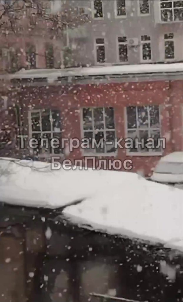 Белгород укрыло пушистым снежным покрывалом