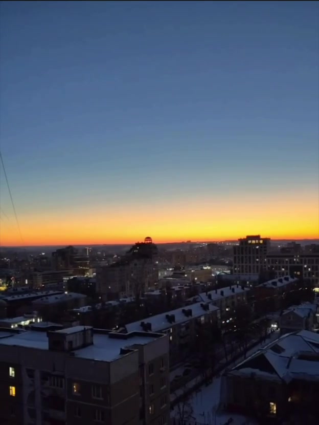 Завораживающий закат окрасил небо над Белгородской областью