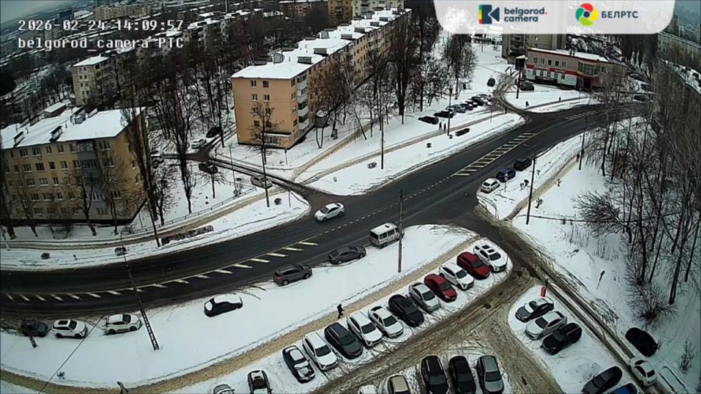 ДТП на улице Костюкова: столкнулись Renault и Lada