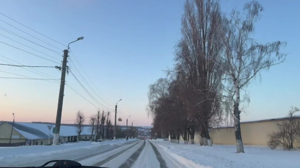 Как безопасно управлять автомобилем в сильные морозы: советы для водителей