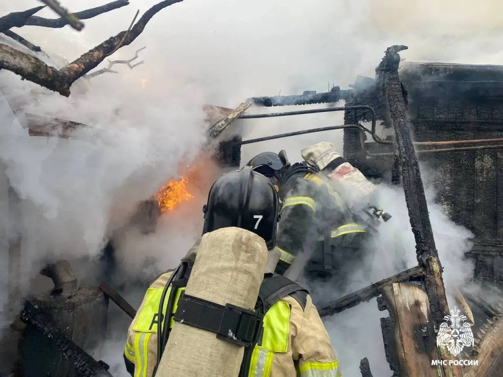 Трагедия в Старом Осколе: мужчина погиб при пожаре в жилом доме