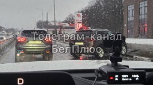 Дорожная яма стала причиной утренней пробки в Таврово