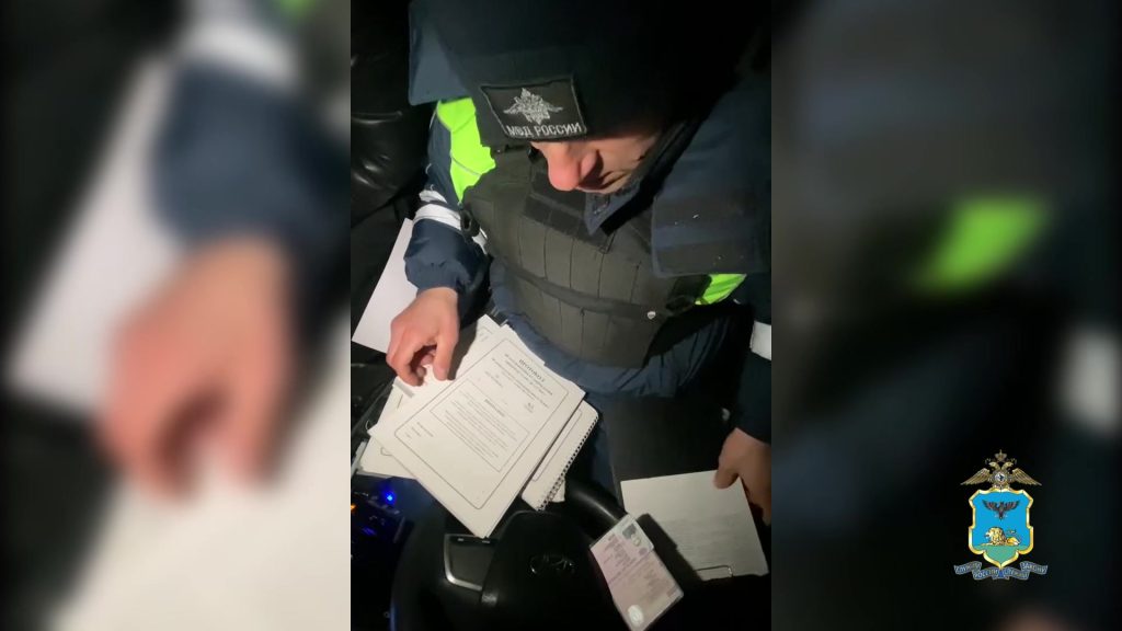 Белгородец без прав попытался откупиться от инспекторов ДПС