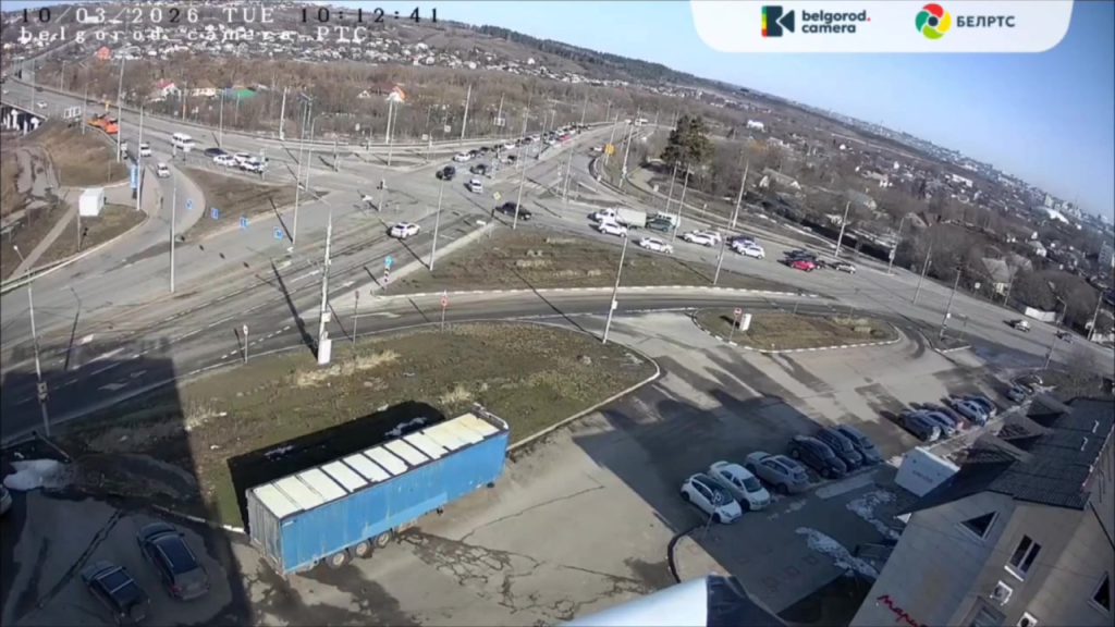 ДТП на перекрёстке Магистральной и Губкина: две иномарки не поделили дорогу