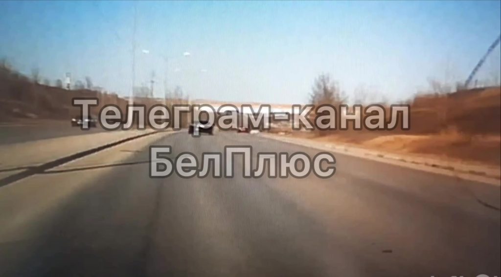 Автомобиль Lada Largus съехал в кювет на объездной дороге в районе «Новая жизнь»