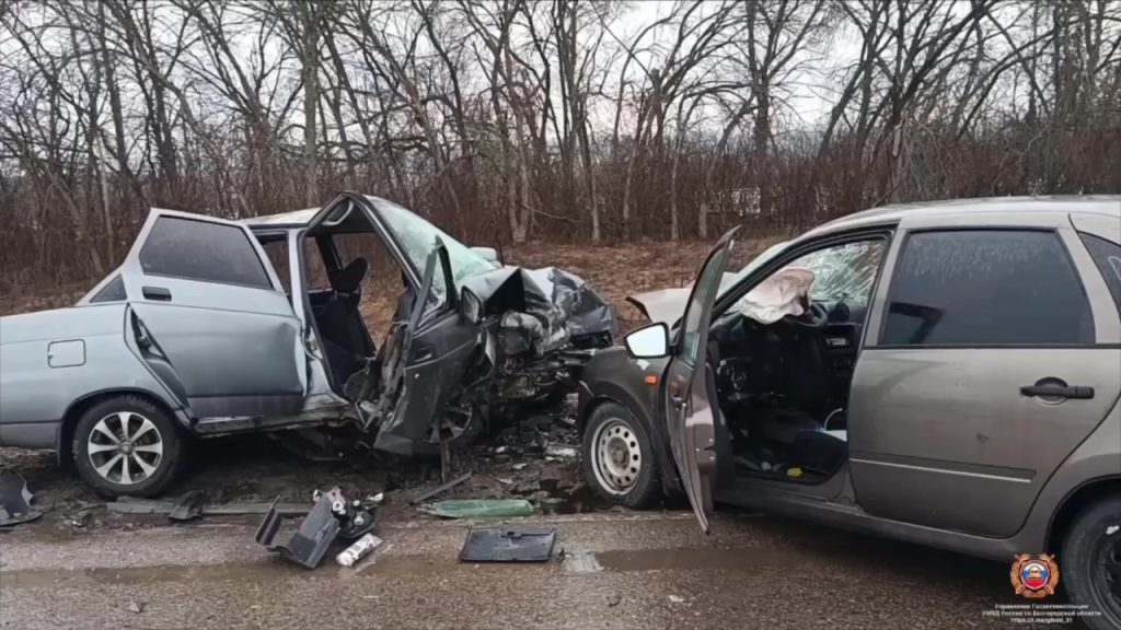 Жесткое ДТП в Новооскольском округе: пять человек пострадали, среди них подросток
