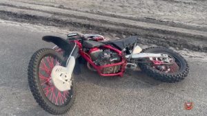 Подросток без прав на питбайке спровоцировал ДТП в Яковлевском округе