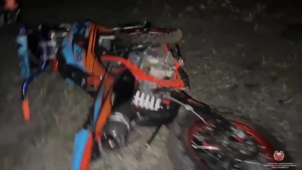 Подросток без прав попал в аварию на мотоцикле в Новосадовом