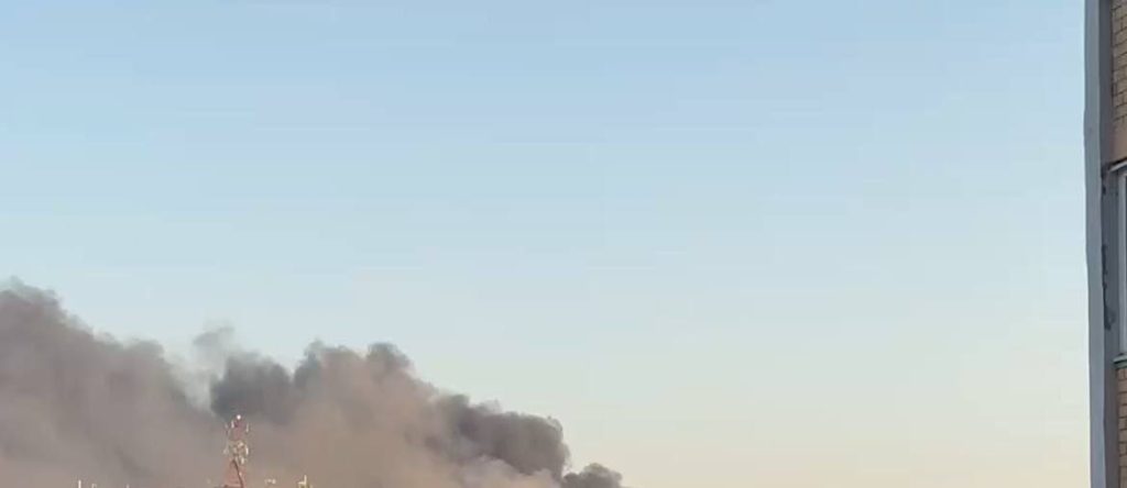 Ракетный удар по промышленному объекту в Брянске