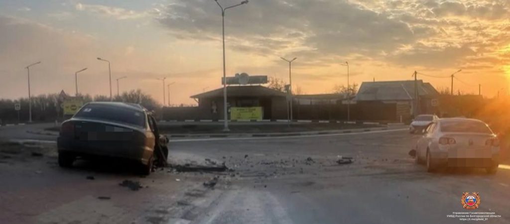 Три человека пострадали в лобовом столкновении в Шебекинском округе