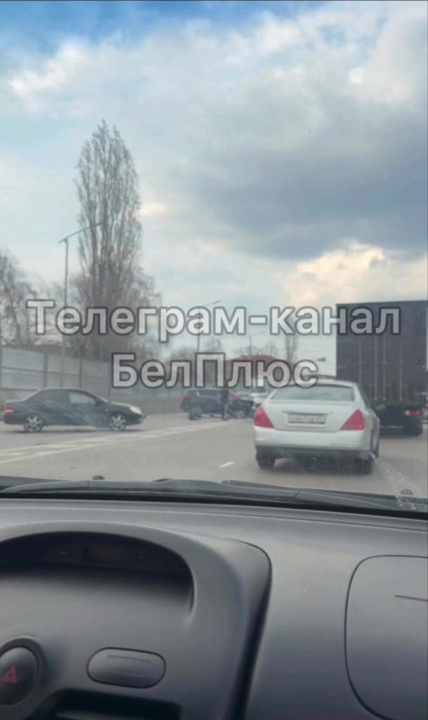 ДТП на пересечении улиц Механизаторов и Чичерина: движение затруднено