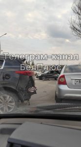 Массовое ДТП на улице Механизаторов: столкнулись пять автомобилей