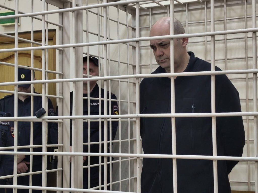 Экс-губернатор Курской области получил 14 лет строгого режима за коррупцию