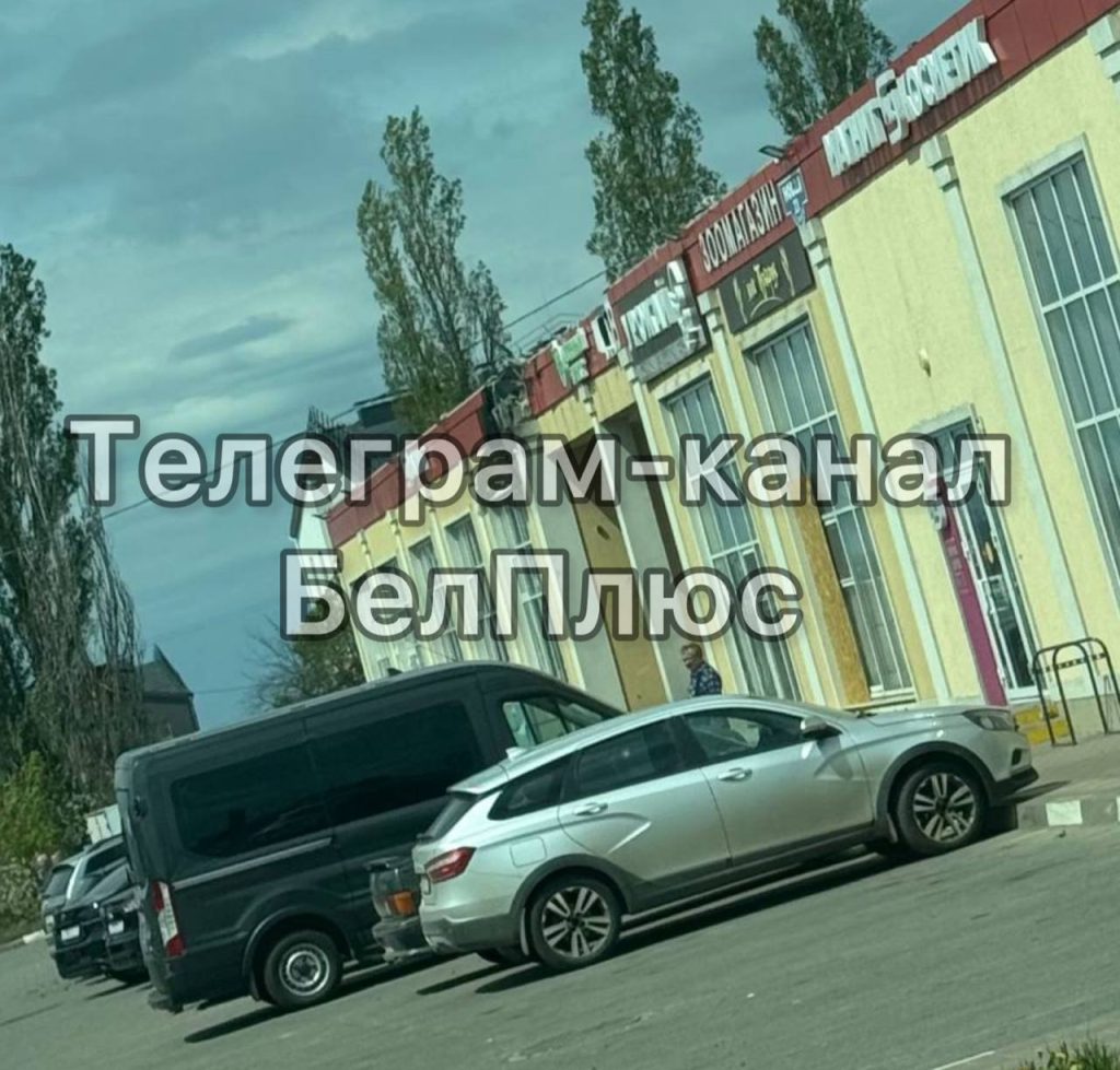 Беспилотник атаковал магазин в Белгородском округе